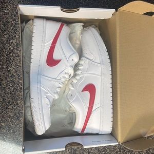 Women’s Air Jordan 1 Low - Size 7.5